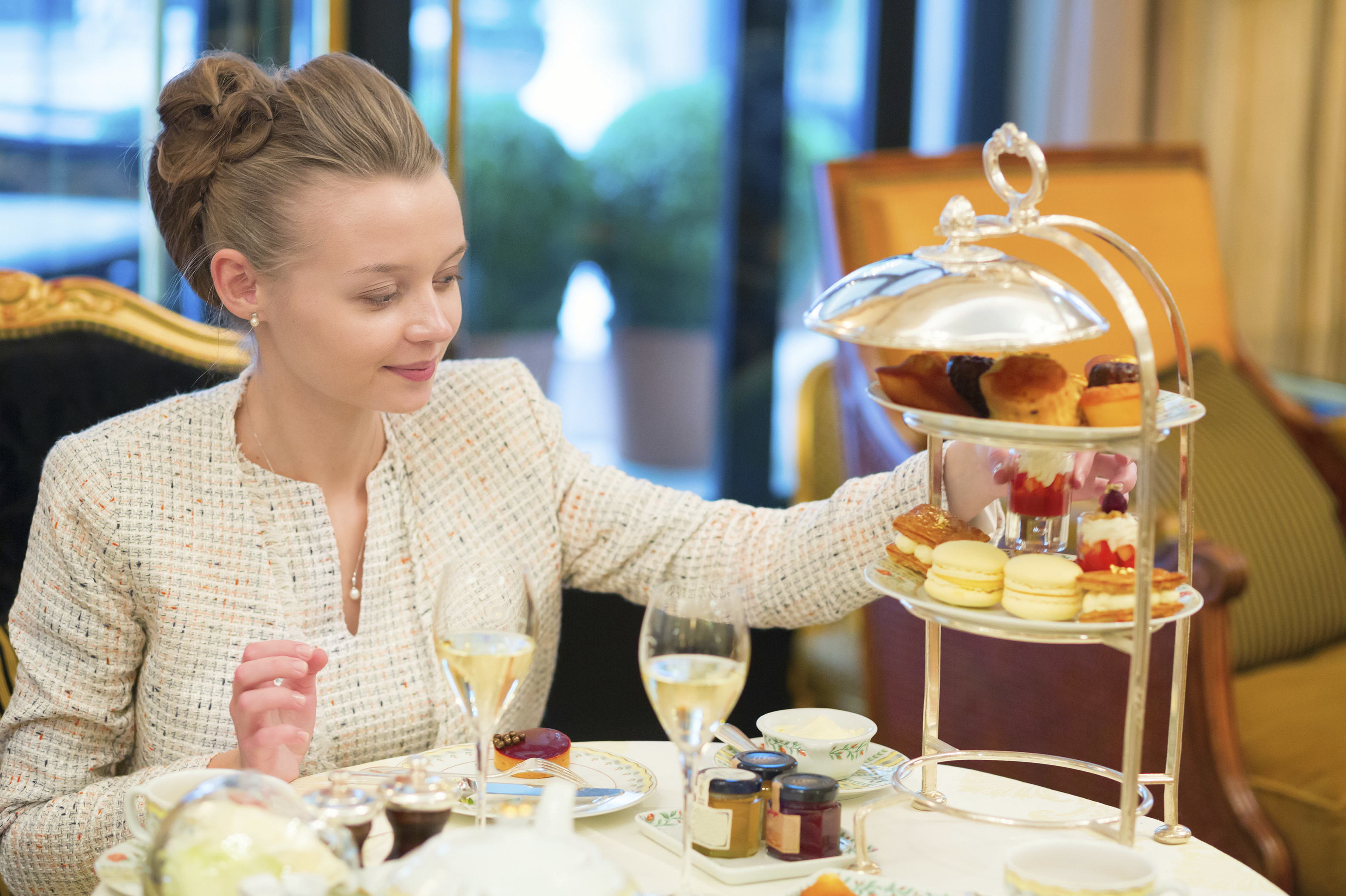 High Tea Fashion: Dressing with Elegance for Afternoon Tea